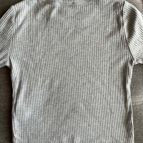 Topshop Gray Ribbed Fitted Long Sleeve Cropped Tee - Picture 3 of 3